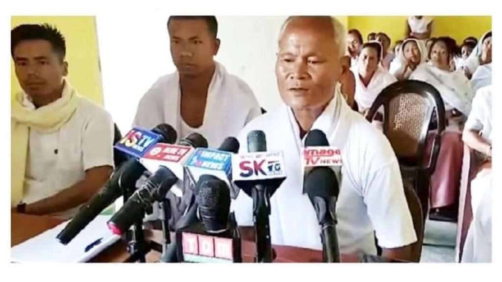 দিল্লিদা চিংননিঙায় ওইবা মওংদা লৈখিদ্রবী প্রিয়ালক্সমীগী জে এ সি শেমখ্রে, মথৌ মঙম পাঙথোকখ্রে