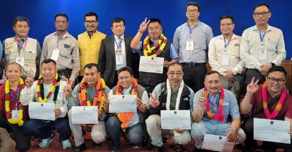 অমজুগী মীখলদা মায় পাক্লবশিং তরাম্না ওক্তুনা সার্টিফিকেটশিং য়েন্থোকখ্রে আসেম ভক্তনা প্রসিদেন্ট ওইরগনি