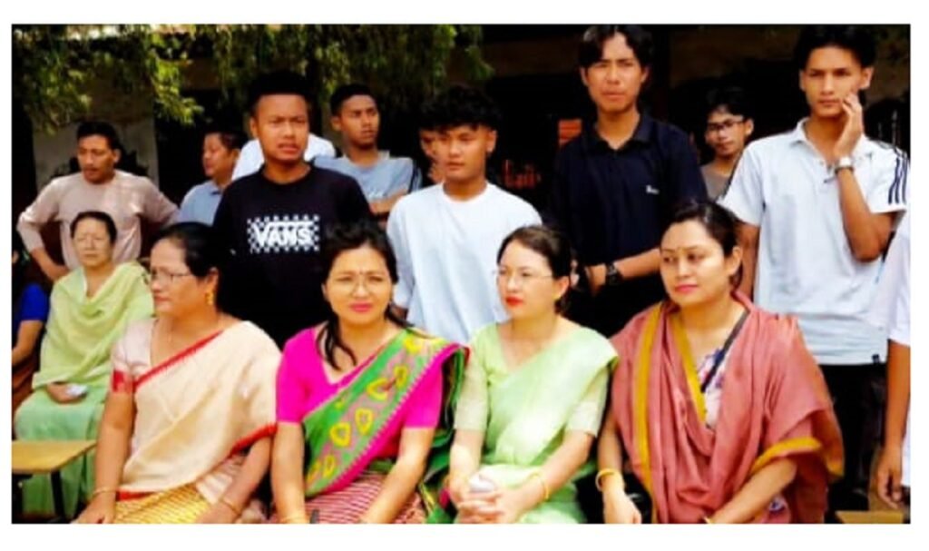 নম্বোল কবোৱাকচীঙ গভর্নমেন্ট হায়স্কুলগী মহৈরোয়শিং তরাম্না ওকপগী থৌরম পাঙথোকখ্রে