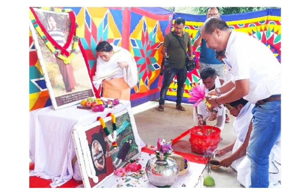 লমদমসিদগী আফস্পা মপূঙফানা লৌথোকখিননবা হোৎনবদা লায়রবা -ঈনাকখুনবা খায়দনা পূন্না থৌদাং লৌমীন্নবগী তঙায়ফদবা চঙই: ফুলিন্দ্রো কোন্সম