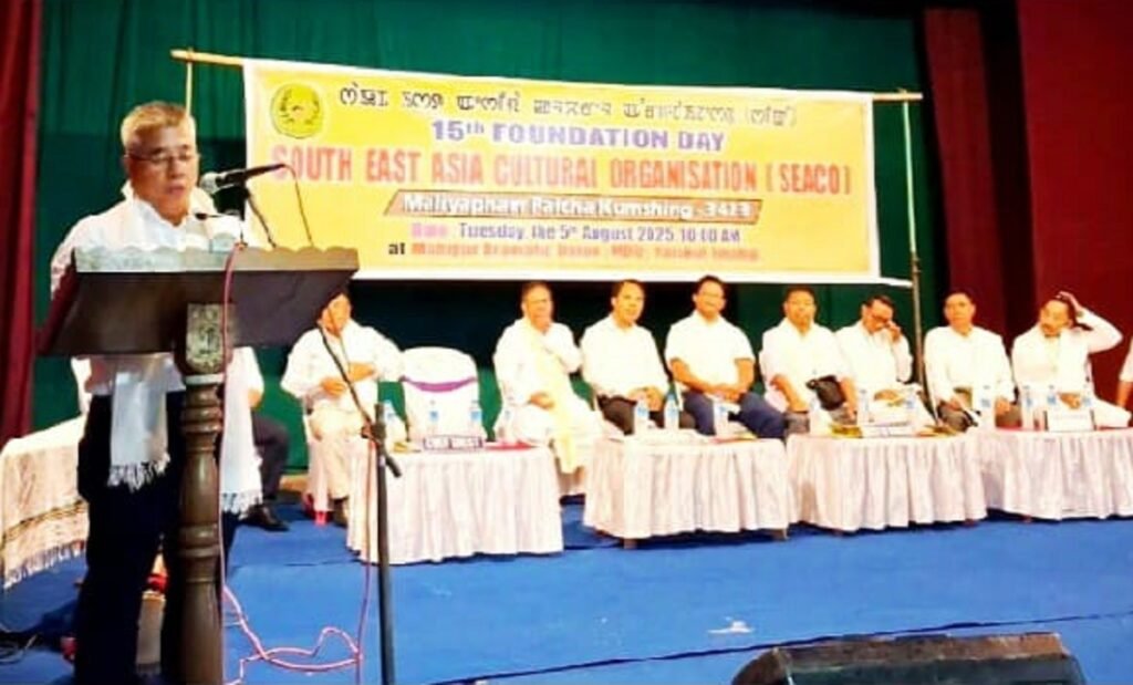 মচা-মশুশিংদা ঈশাগী নাৎ, কলচর তাকপীদুনা খূদূং ইলহন্ননবা হোৎনবা ঙমদ্রবদি মতীক চাদ্রবা মমা-মপা কৌই: ব্রজকুমার