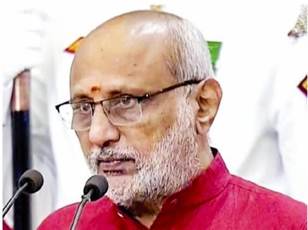 সি পি রাধাক্রিষ্ণন ইন্দিয়াগী ১৫ শুবা ভি পি ওইনা ৱাশক লৌখ্রে