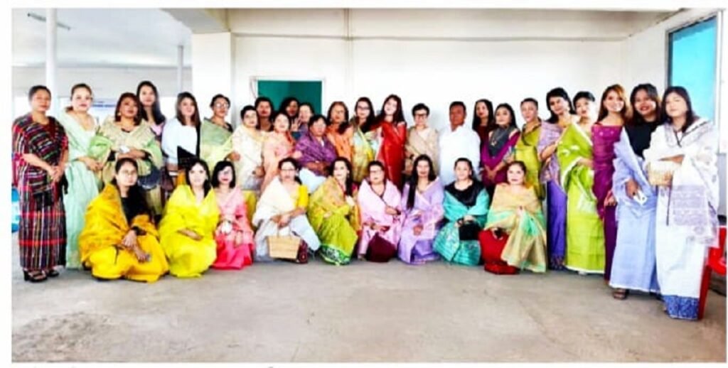 লূপ, পোলিটিকেল লিদর অমসুং পোলিটিকেল পার্টিশিংনা পাক-সন্না নিঙোল চাক্কৌবগী থৌরম পাঙথোক্নখ্রে