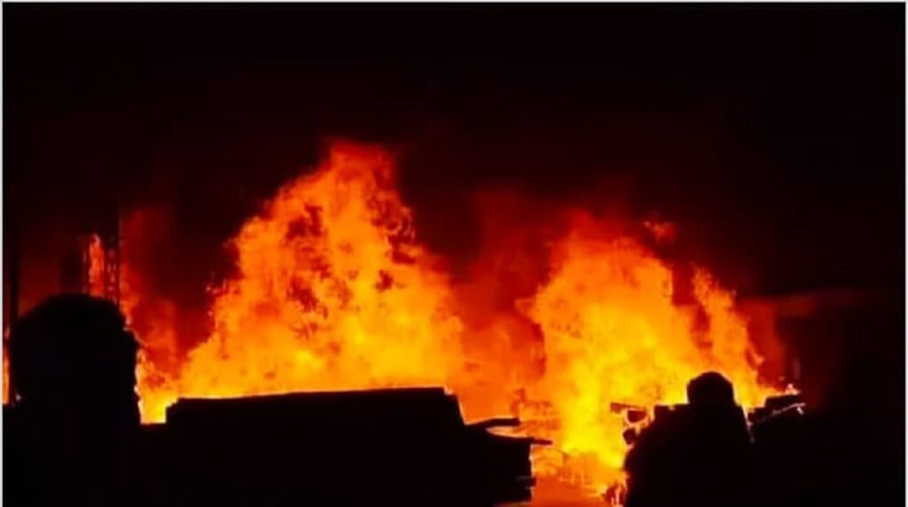 মোরেহ মুস্লিম খুলগী য়ূম কয়া মৈ চাকপদগী ঊৎ ওনখ্রে