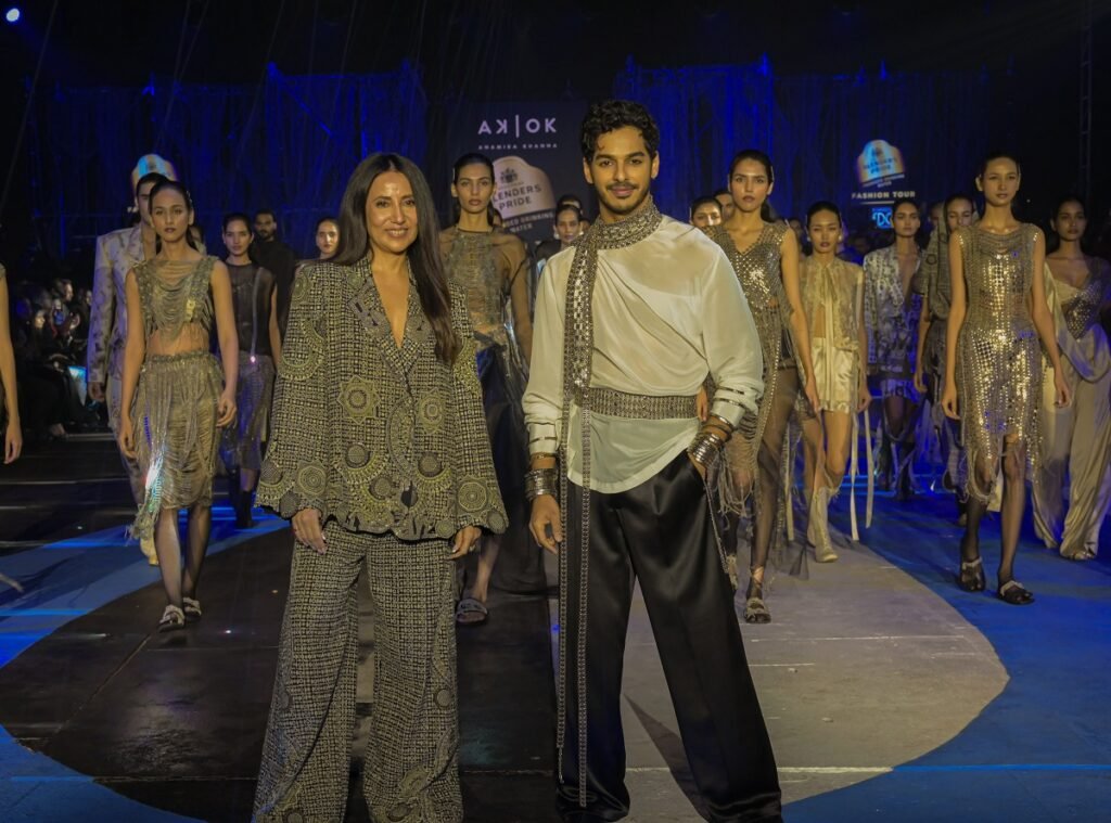 ব্লেন্দৰ্স প্ৰাইদ ফেশন টুরনা ফেশনগী অনৌবা য়াওল শেম্লে