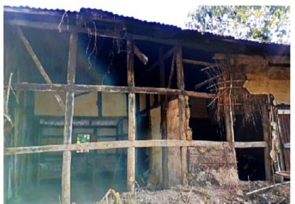 আই দি পিশিংগী অশোকপা য়ূমগী ফীভমগী মতূঙ ইন্না কম্পেন্সেসন পীবীনবা দিসি দা কোকোমিনা তকশীনখ্রে