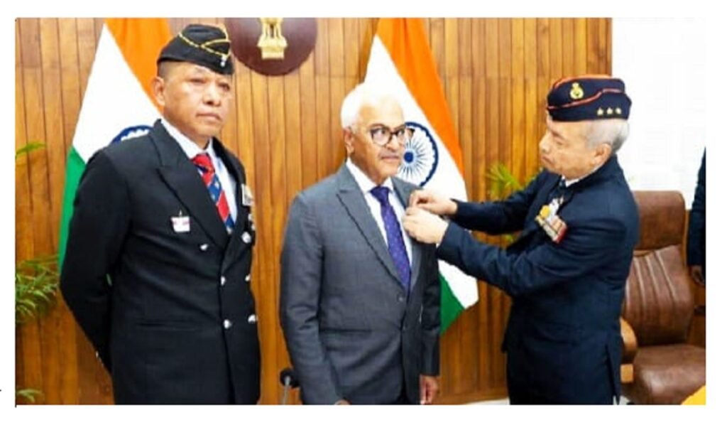 আর্ম ফোর্সেস ফ্লেগ দেগা মরী লৈননা গভর্নরদা আর্ম ফোর্স ফ্লেগ থেৎখ্রে