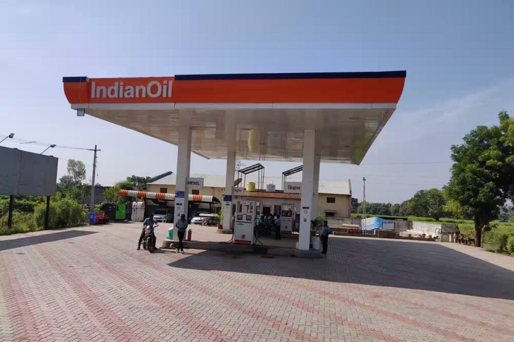 দিসেম্বর ২৮ ফাওবদা লৈঙাক্না থবক পায়খৎলক্ট্রবদি ওইল পম্পশিং থোঙ লোল্লগনি:দিল্লর্স ফ্রেটরনিটি