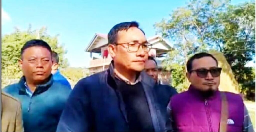 তোর্বূঙদা অহেনবা ফোর্স থাজীনখ্রে,কোকোমিগী টিম্না চত্তুনা য়েংশিনখ্রে