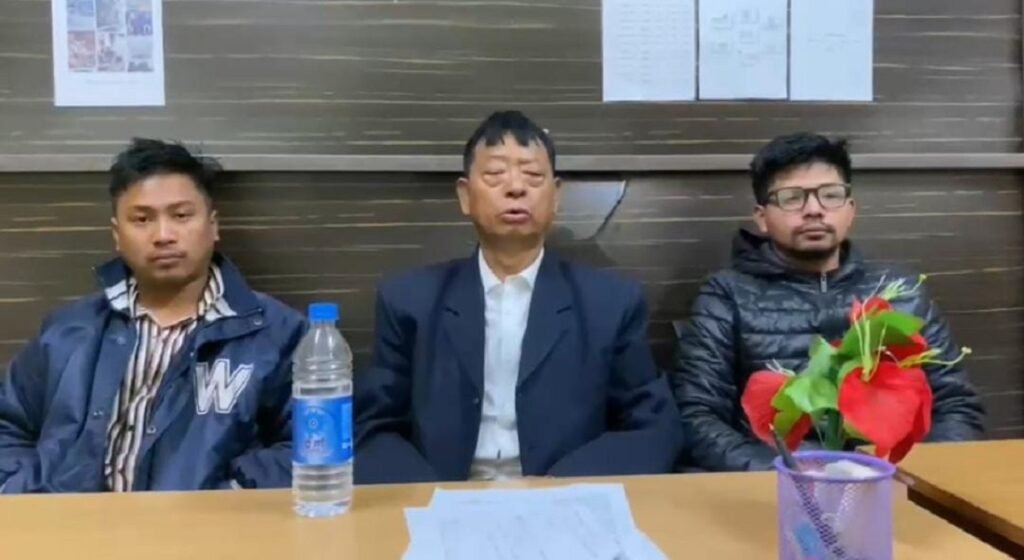 পূকচেল শেংনা, লায়রবা মীয়ামগী য়েংলগা থবক তৌরবদি খুন্নাইগী চাওখৎপা পুরকপা ঙমগনি: এল তোম্বা